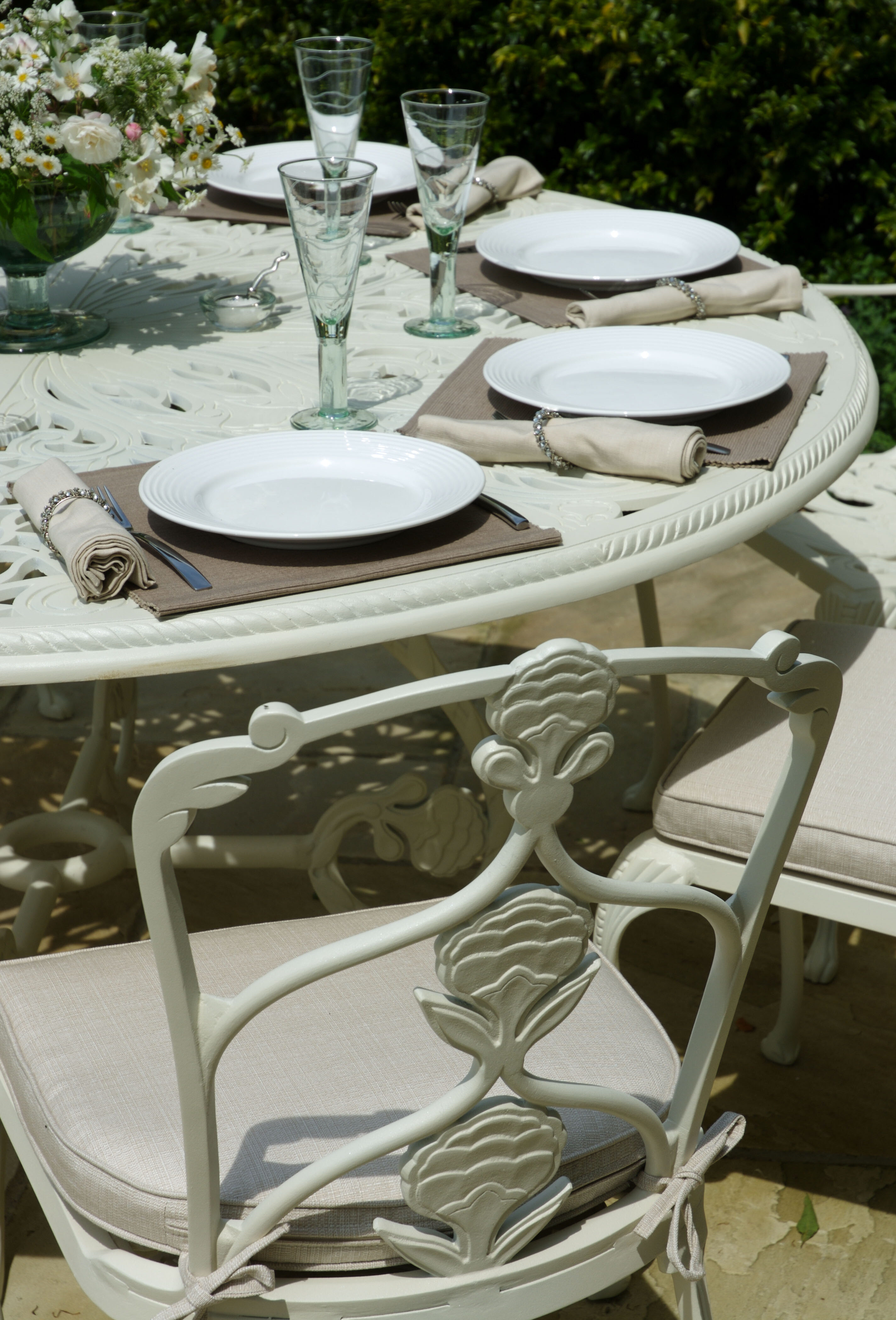 Octavia Luxury outdoor furniture 8 seat dining set